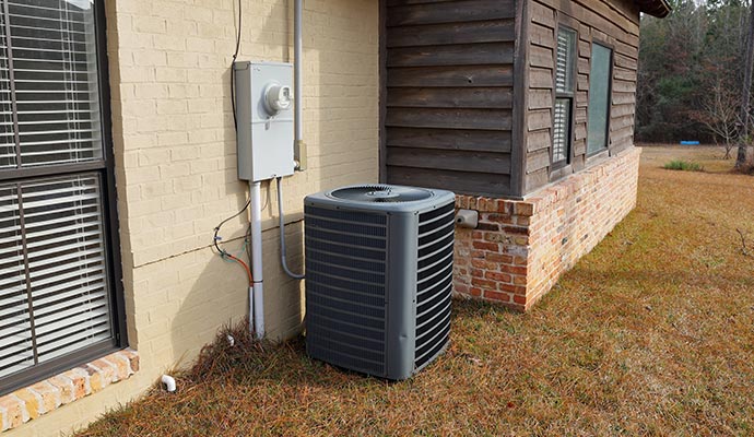 An installed air conditioning unit